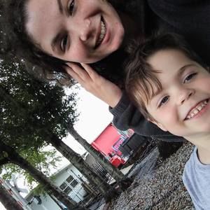 Meet your Posher, April